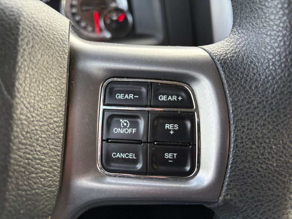 2023 RAM 1500 Classic SLT Crew Cab 4x4 5'7' Box