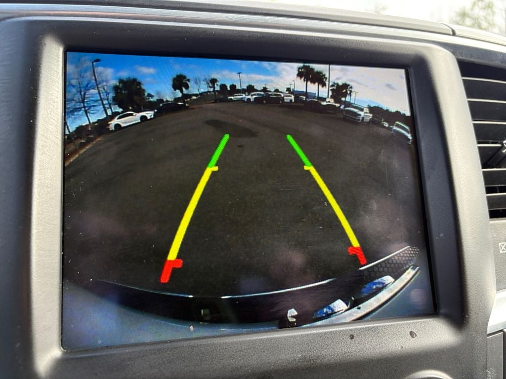 2023 RAM 1500 Classic SLT Crew Cab 4x4 5'7' Box