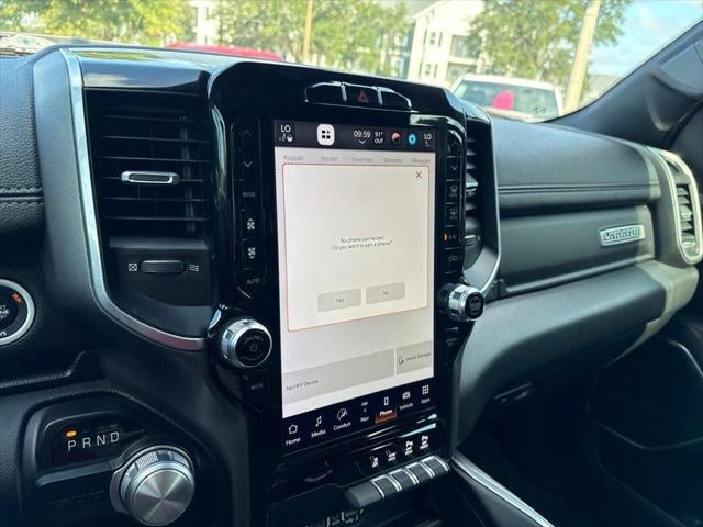 2022 RAM Ram 1500 Laramie Crew Cab 4x2 5'7' Box