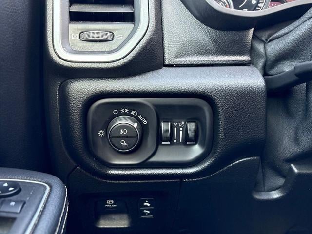 2022 RAM Ram 1500 Laramie Crew Cab 4x2 5'7' Box