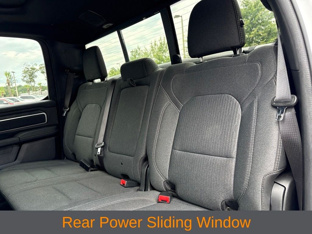 2020 RAM 1500 Big Horn Crew Cab 4x4 5'7' Box
