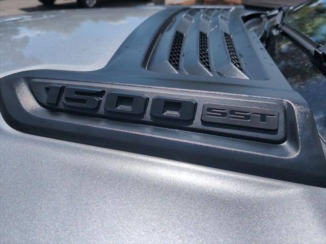 2025 RAM 1500 Rebel Crew Cab 4x4 5'7' Box