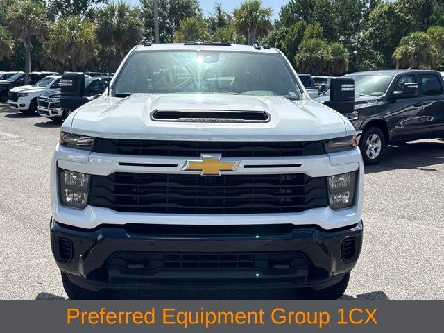 2026 Chevrolet Silverado 2500HD Custom