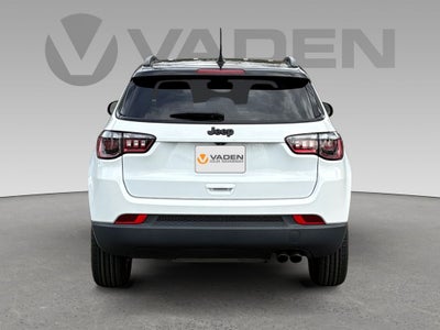 2022 Jeep Compass Altitude FWD