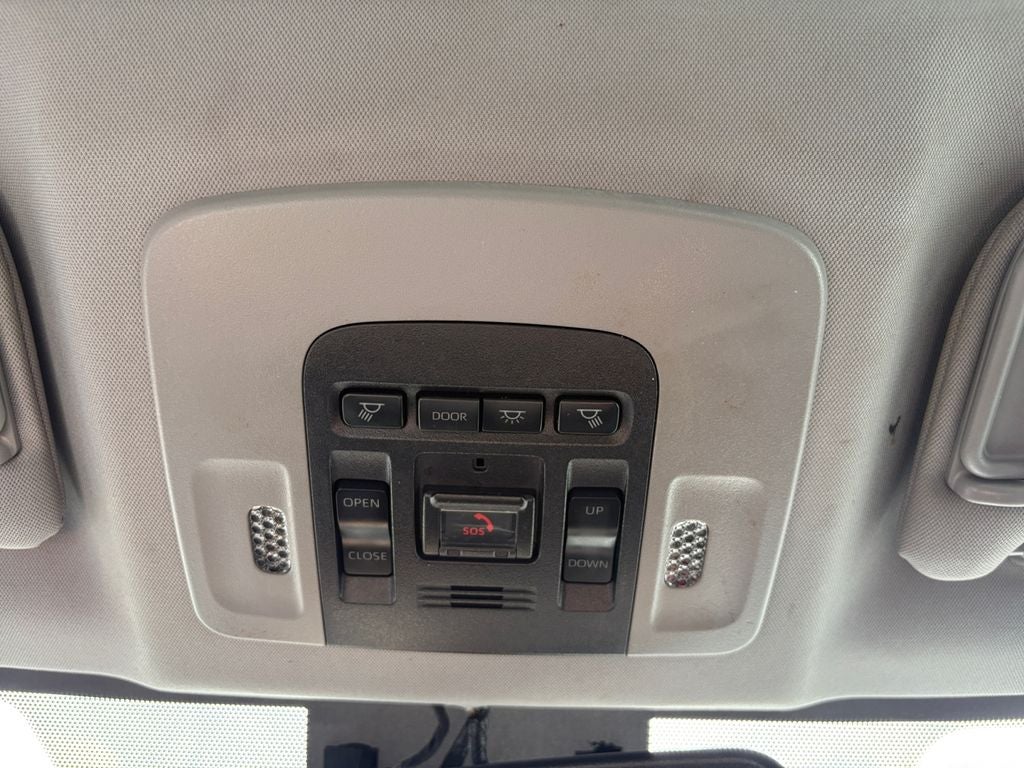 2023 Toyota Camry XLE Hybrid