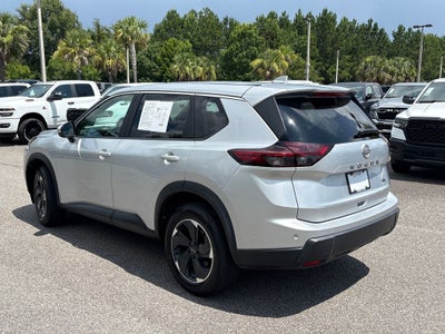 2024 Nissan Rogue SV FWD