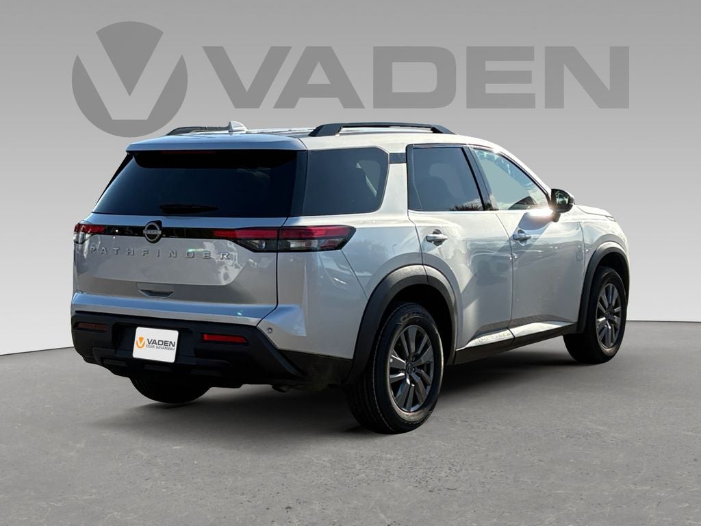 2025 Nissan Pathfinder SV FWD