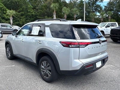 2025 Nissan Pathfinder SV 4WD