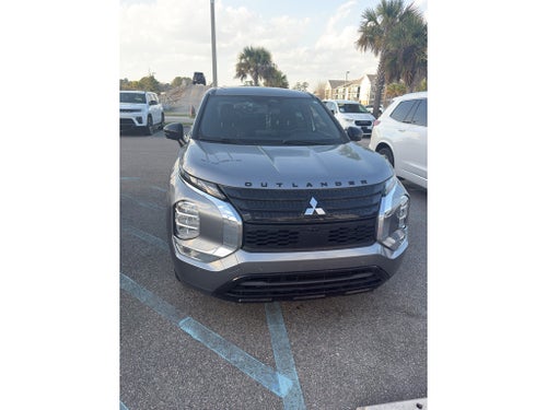 2023 Mitsubishi Outlander SE Black Edition