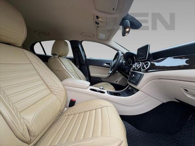 2017 Mercedes-Benz GLA 250 250