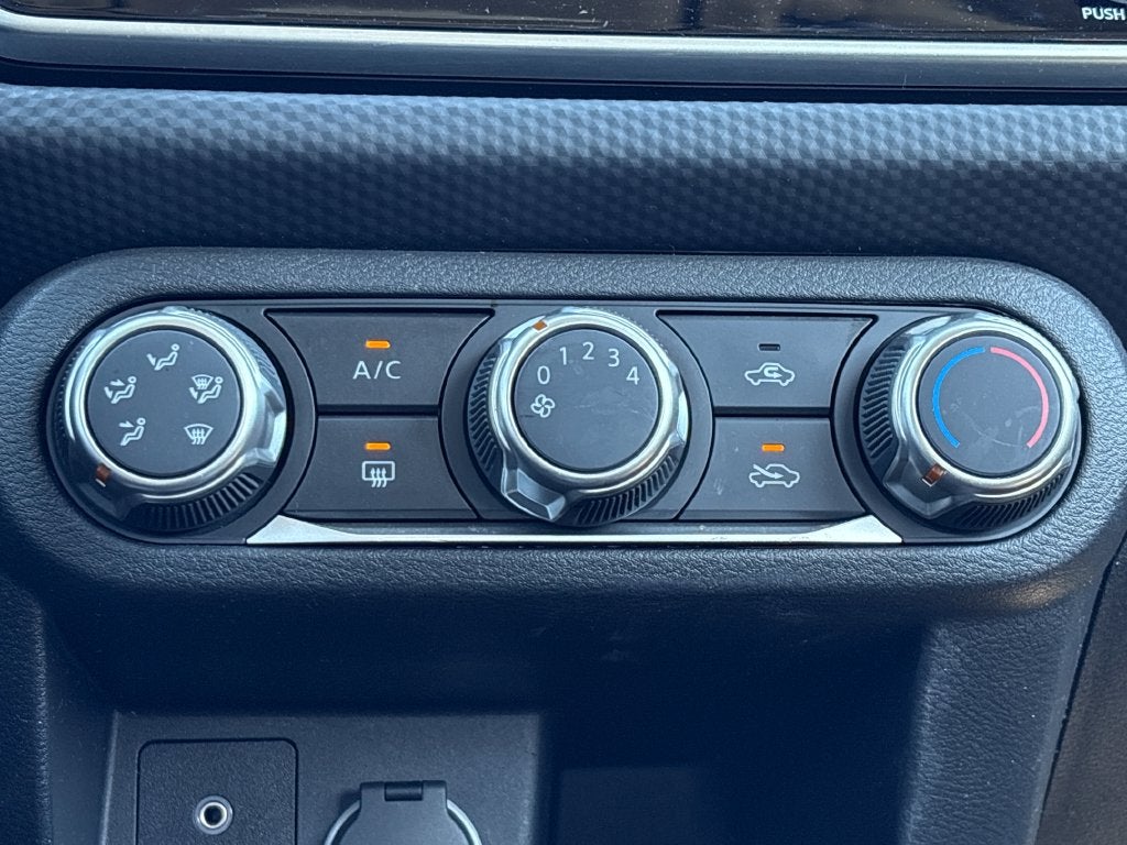 2023 Nissan Kicks S