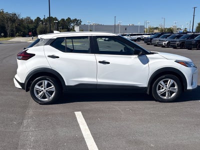 2023 Nissan Kicks S