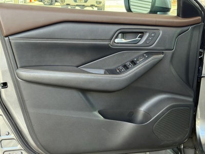 2022 Nissan Rogue SL