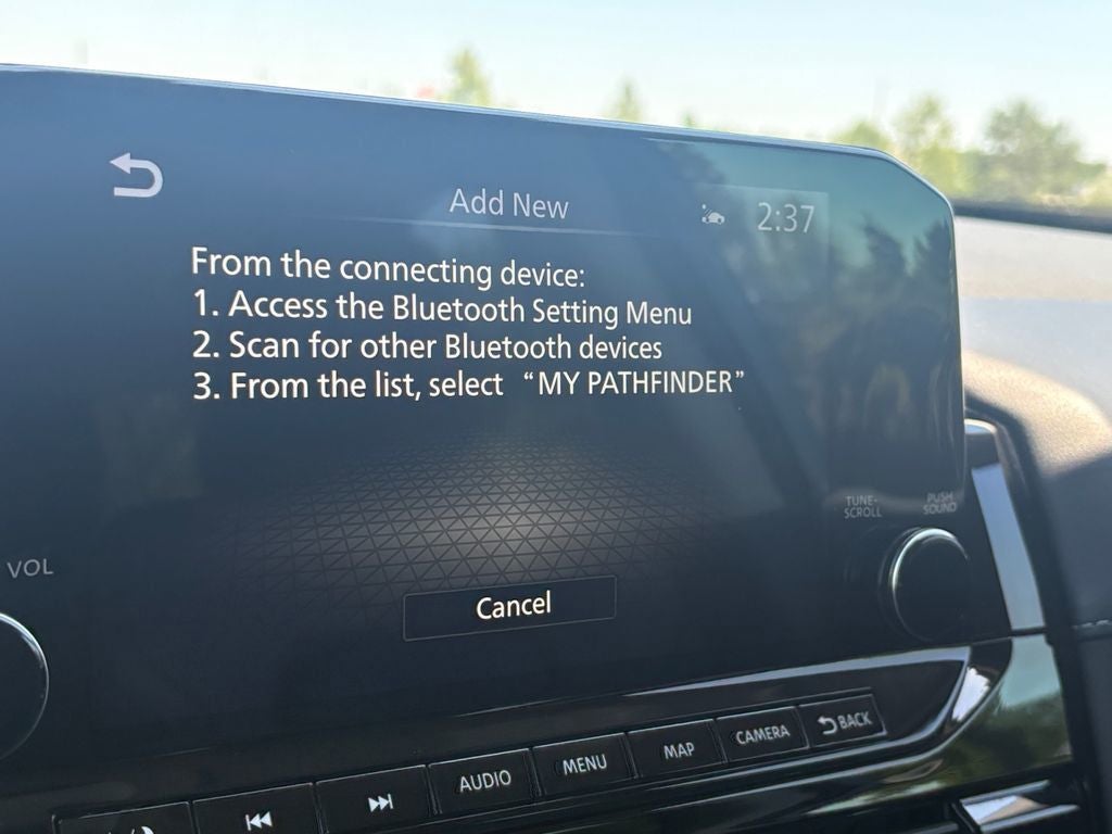 2024 Nissan Pathfinder SL