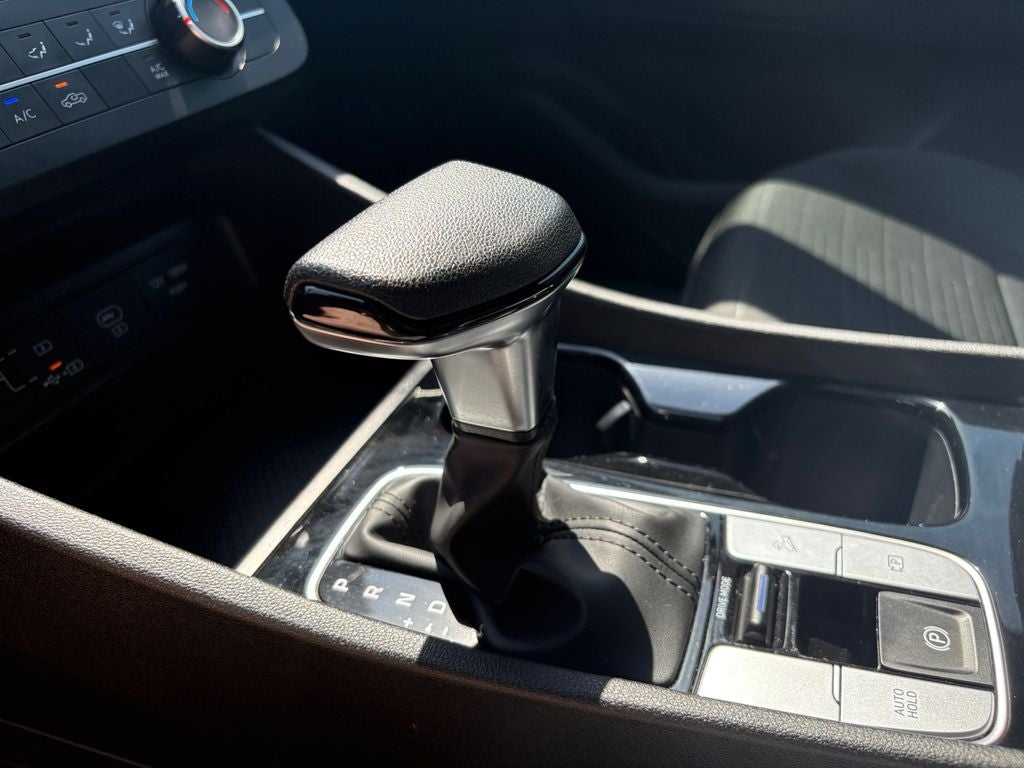 2025 Hyundai Santa Cruz SE