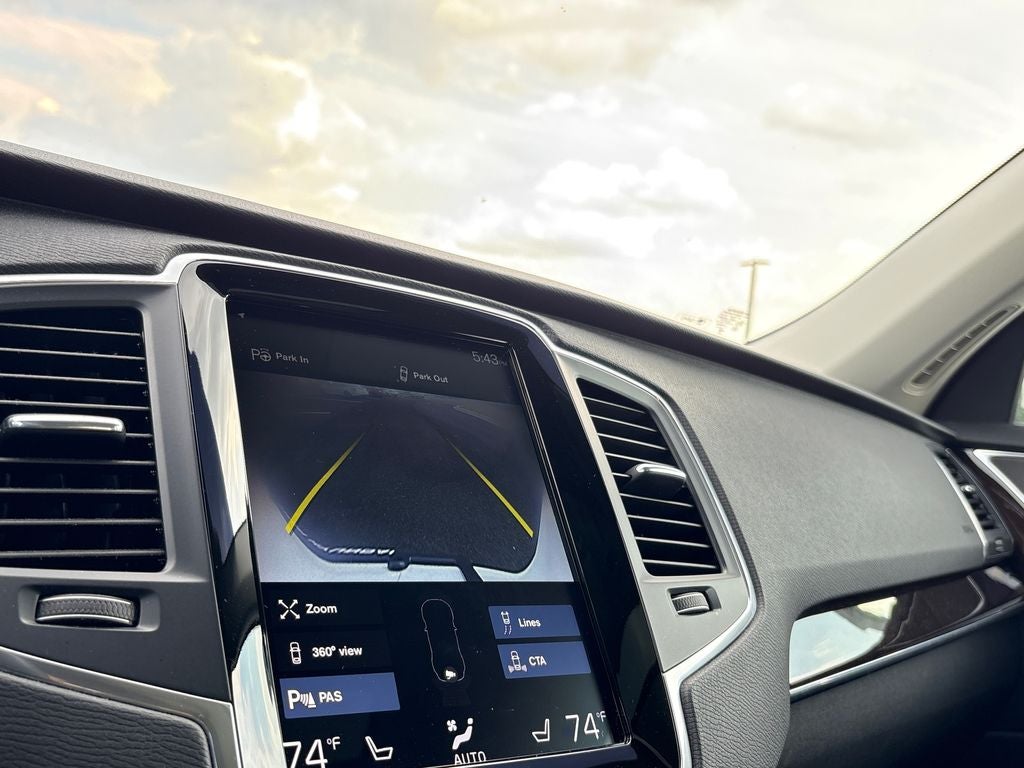 2019 Volvo XC90 T6 Momentum