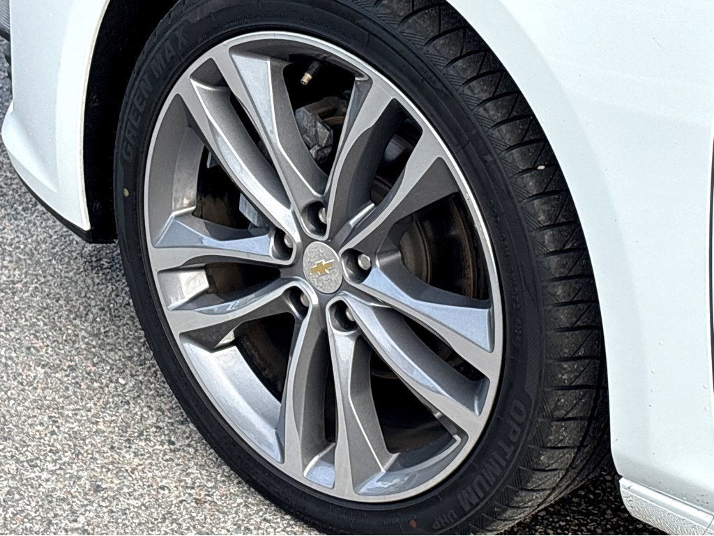 2024 Chevrolet Malibu 2LT