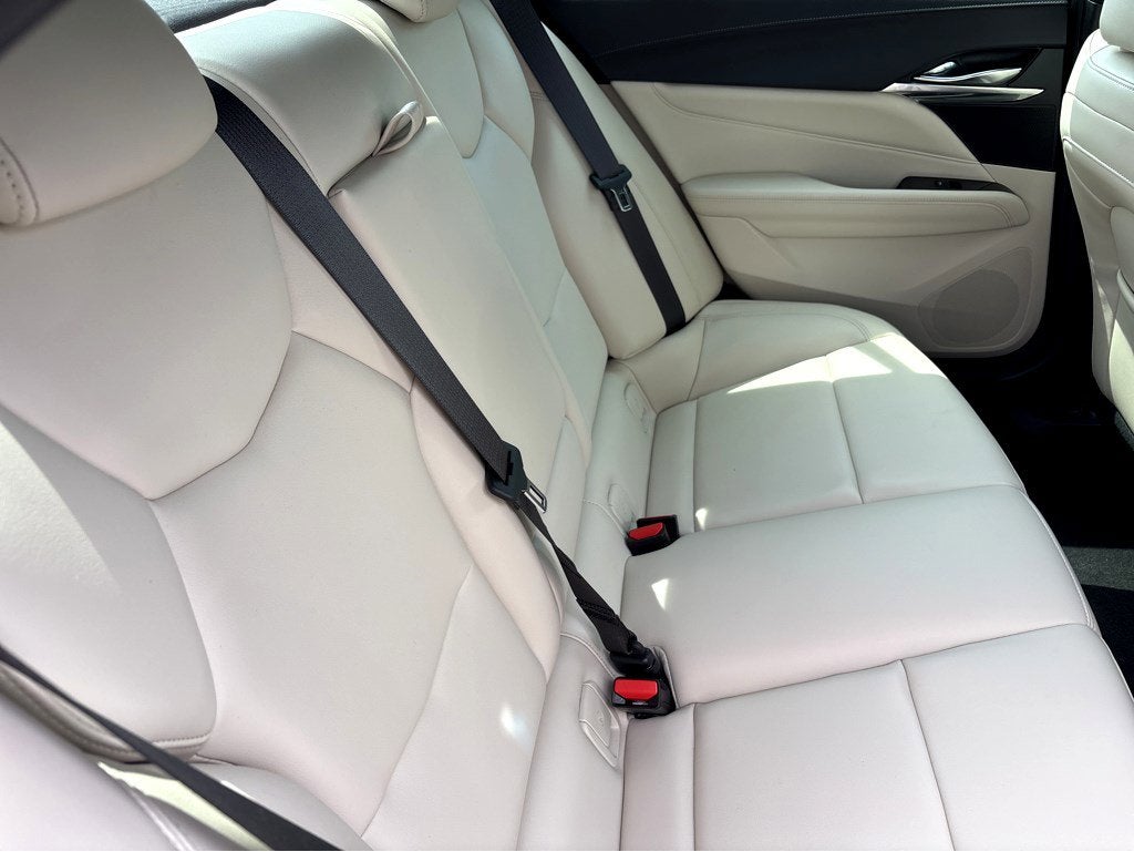 2021 Cadillac CT4 Luxury