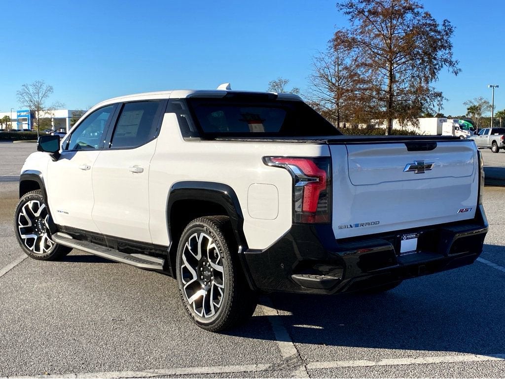 2024 Chevrolet Silverado EV RST