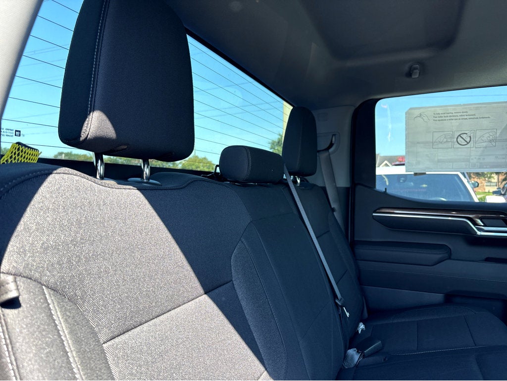 2025 Chevrolet Silverado 1500 LT (2FL)