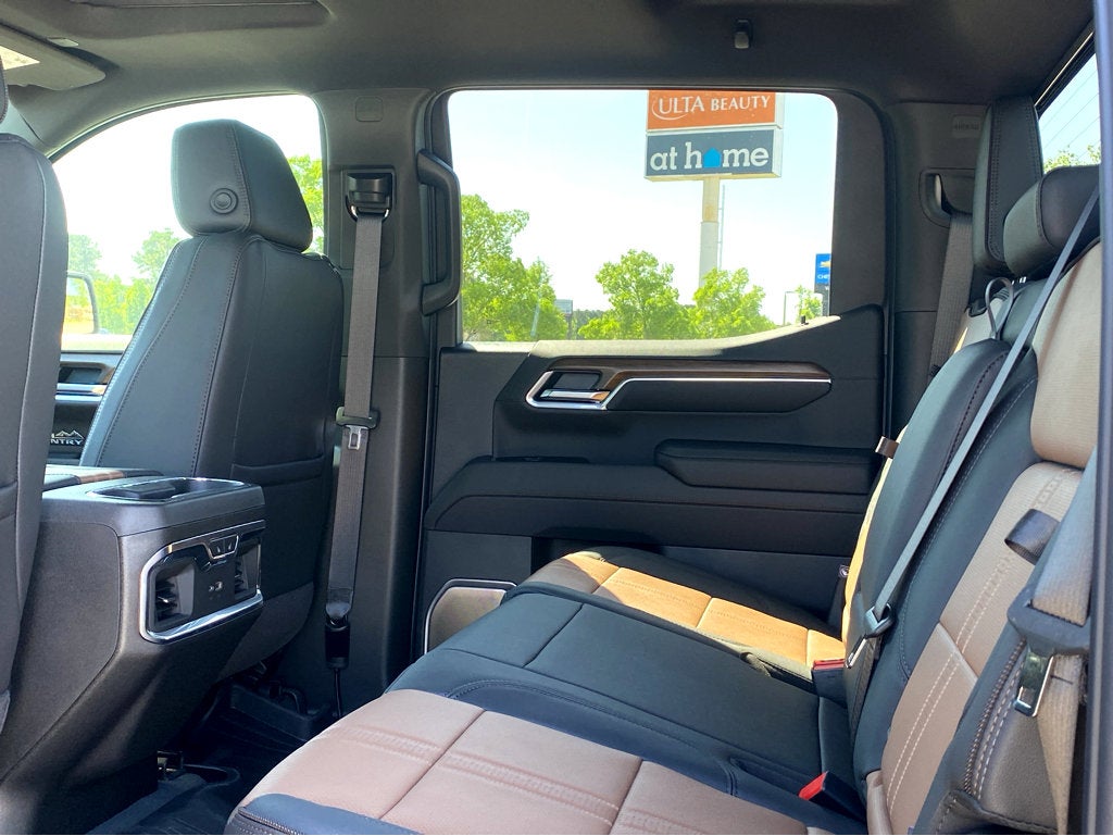 2025 Chevrolet Silverado 1500 High Country