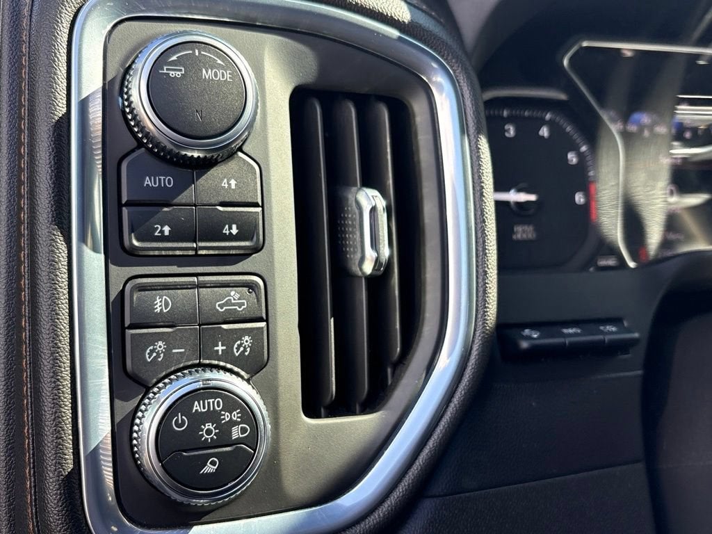 2022 GMC Sierra 1500 Limited AT4