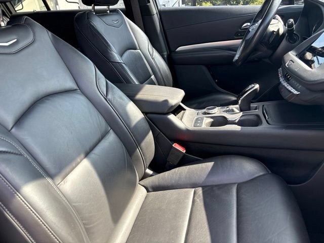 2020 Cadillac XT4 FWD Premium Luxury