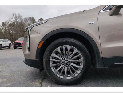 2025 Cadillac XT4 Premium Luxury