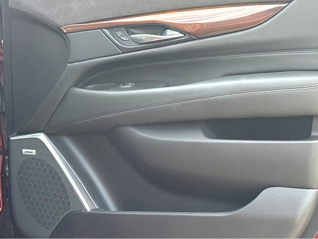 2020 Cadillac Escalade Luxury