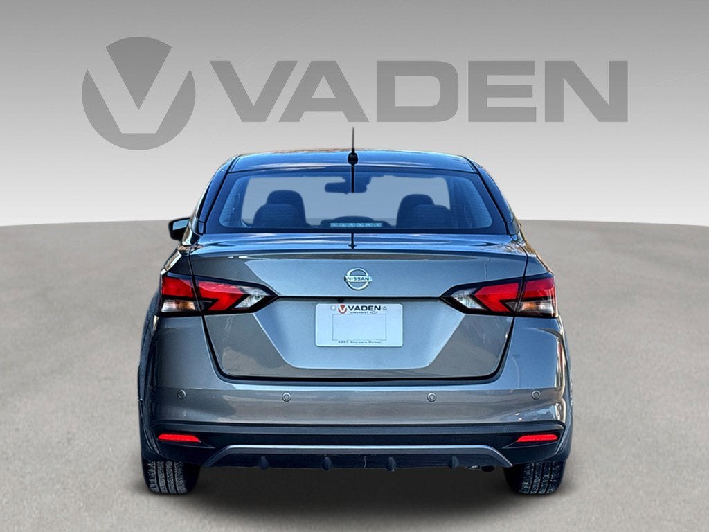 2022 Nissan Versa S