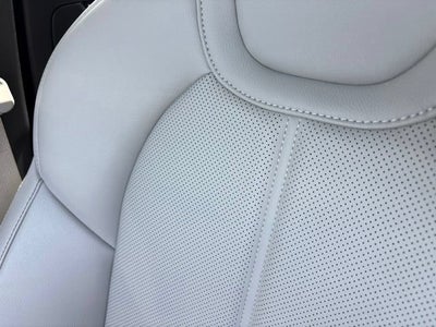 2022 Genesis G70 2.0T