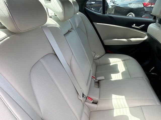 2022 Genesis G70 2.0T