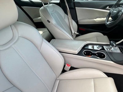 2022 Genesis G70 2.0T