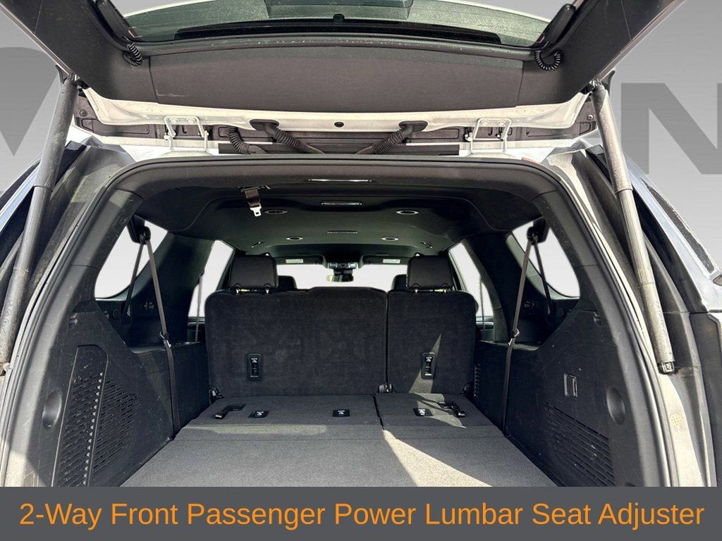 2025 Chevrolet Suburban LT