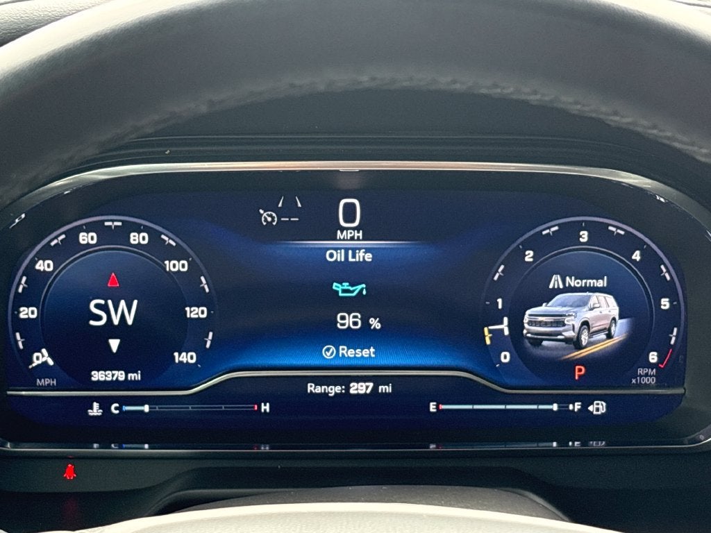 2024 Chevrolet Suburban LT