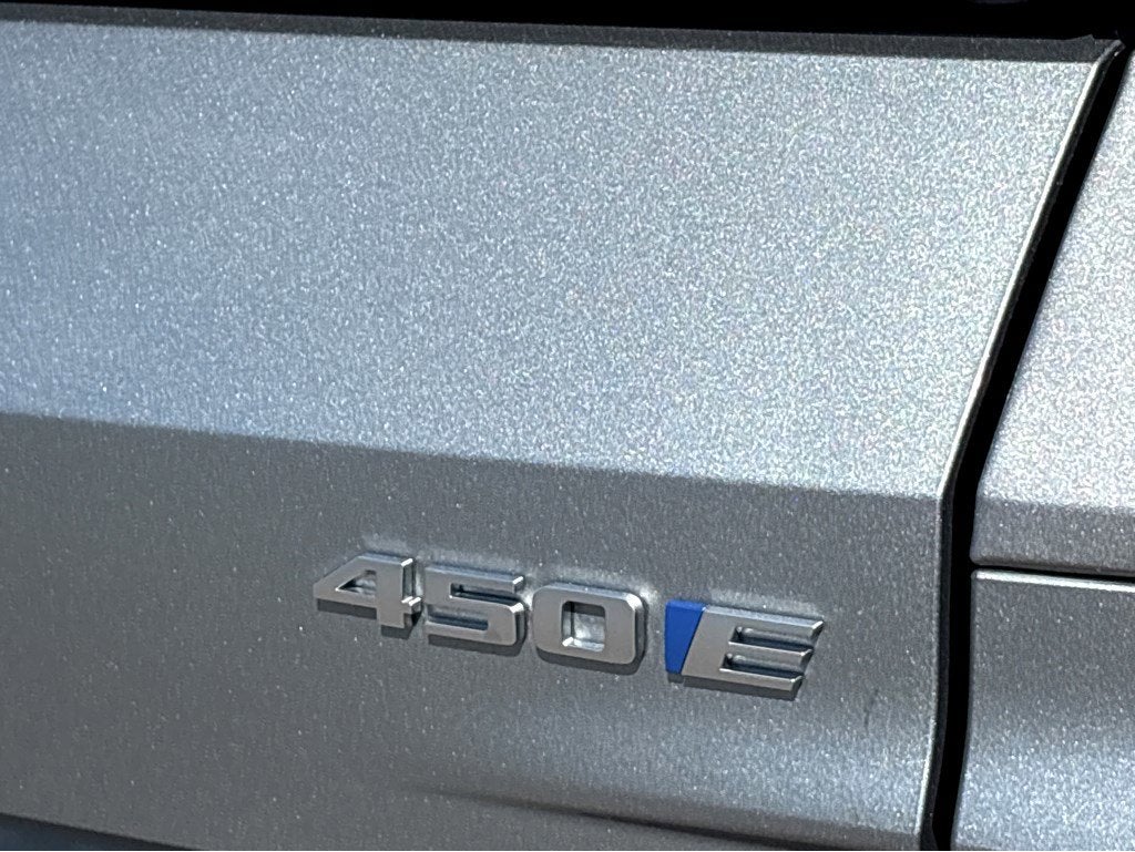 2024 Cadillac LYRIQ Sport 2