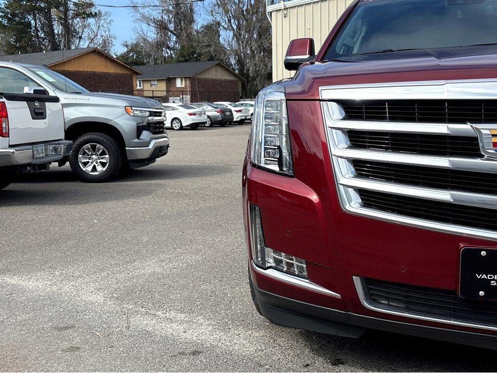 2020 Cadillac Escalade Luxury