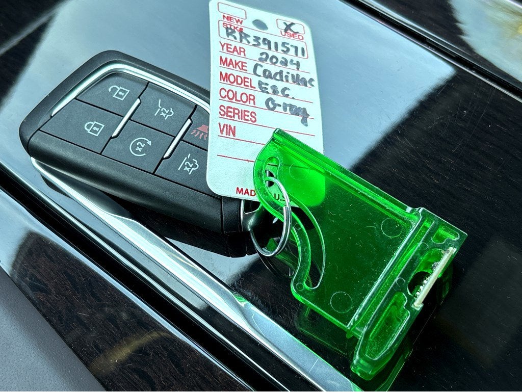 2024 Cadillac Escalade ESV Premium Luxury Platinum