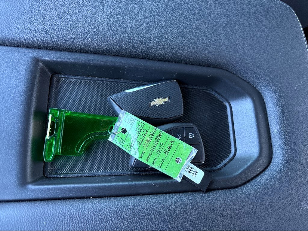 2025 Chevrolet Silverado 1500 Custom Trail Boss