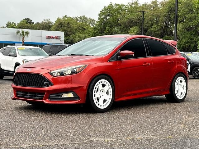 2018 Ford Focus ST