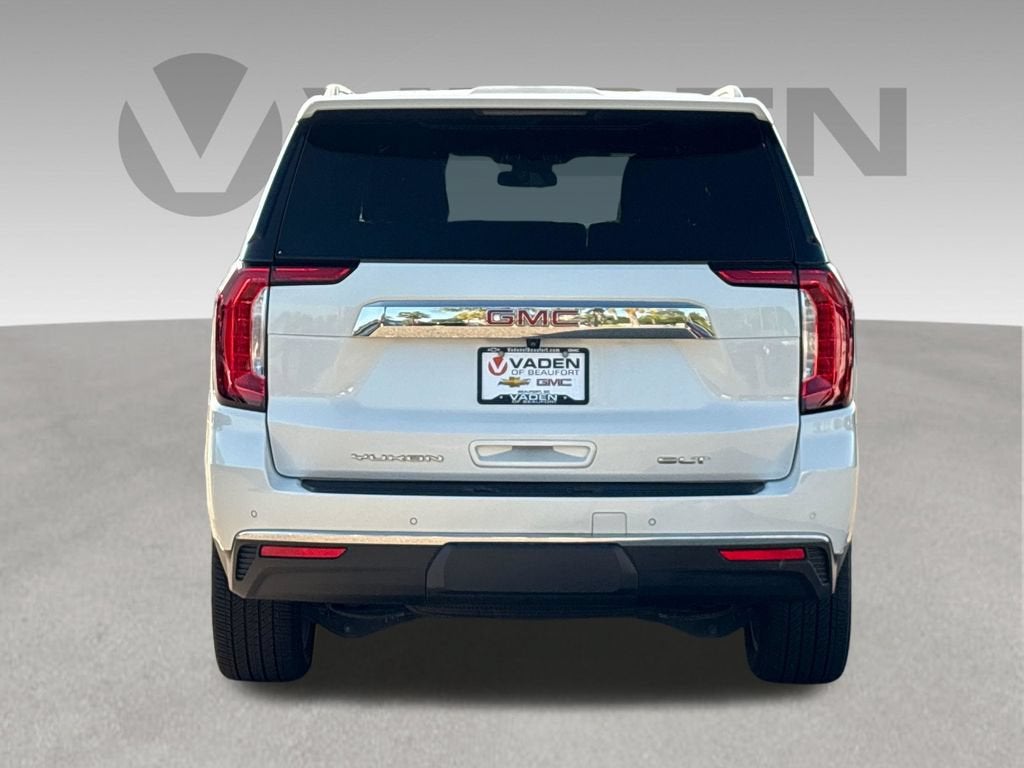 2023 GMC Yukon Base