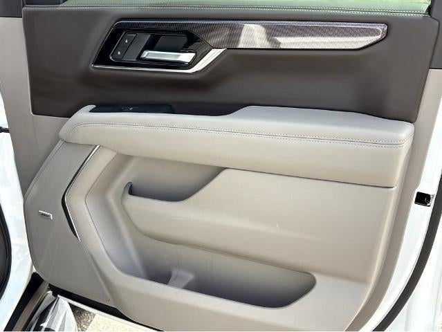 2025 GMC Yukon Elevation