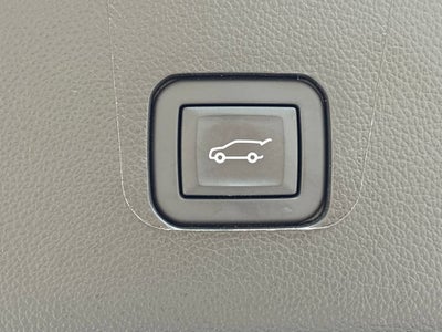 2023 Chevrolet Traverse Base