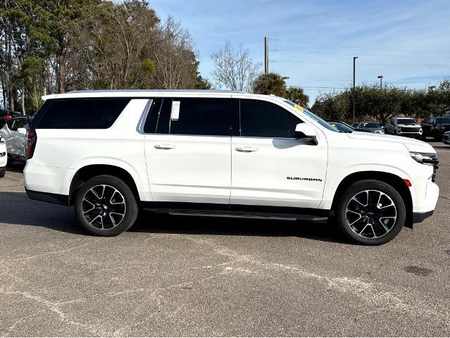 2023 Chevrolet Suburban LT