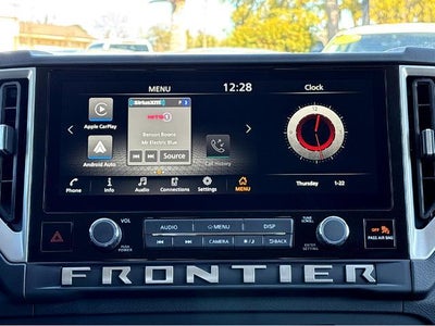 2025 Nissan Frontier SV