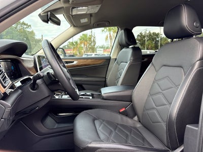 2025 Volkswagen Atlas Base