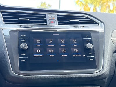 2023 Volkswagen Tiguan Base