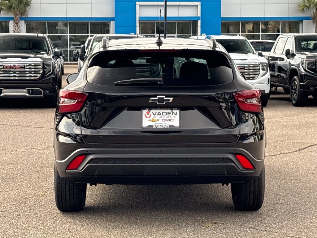 2026 Chevrolet Trax LT - Photo 11
