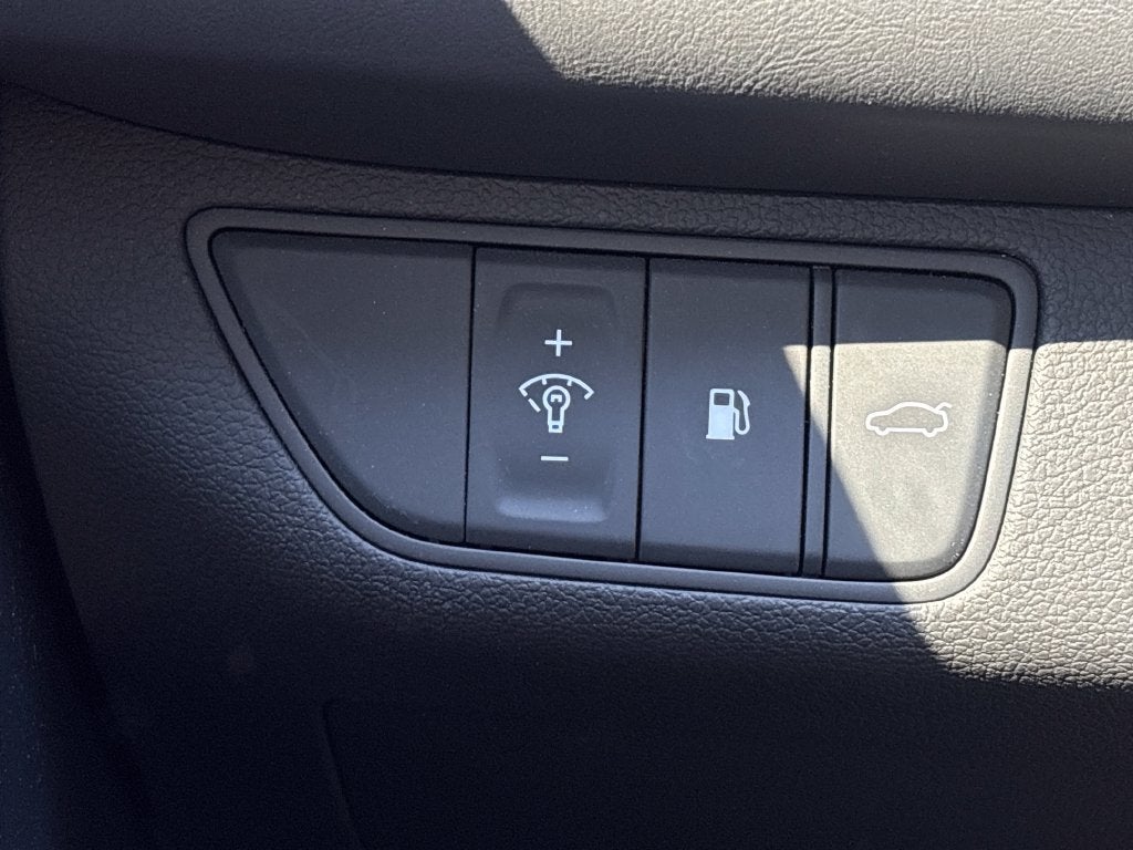2026 Genesis G70 Base