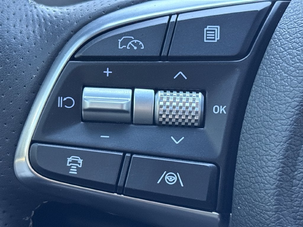 2026 Genesis G70 Base